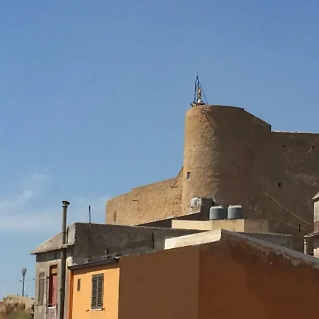 Casetta Al Castello Naro